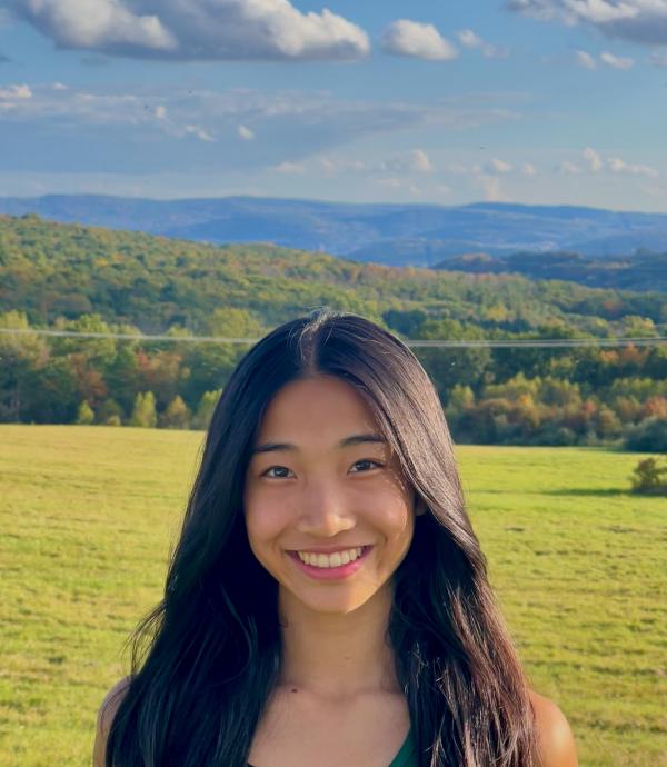 Photo of Hellen Zhang