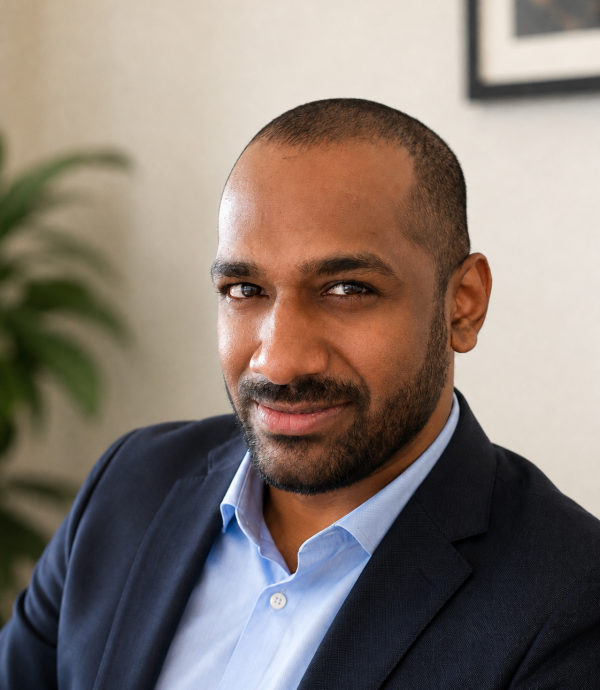 Photo of Nikhil Matthew