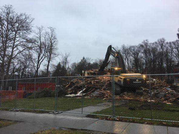 Demolition of 722 University